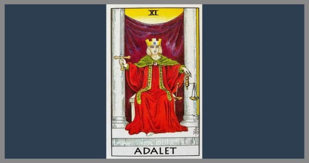Adalet Tarot Aşk, Kariyer ve Para Anlamı