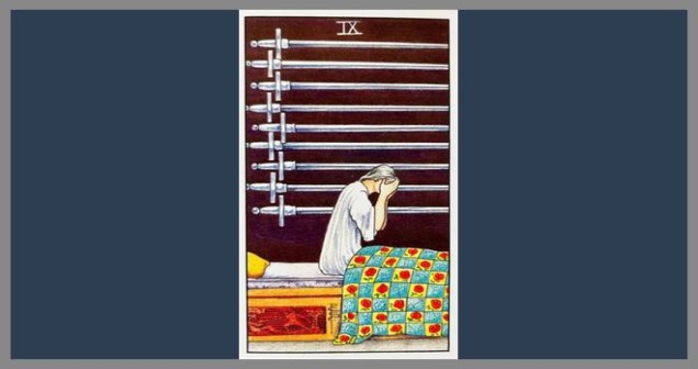 Kılıç Dokuzlusu Tarot Aşk, Kariyer ve Para Anlamı