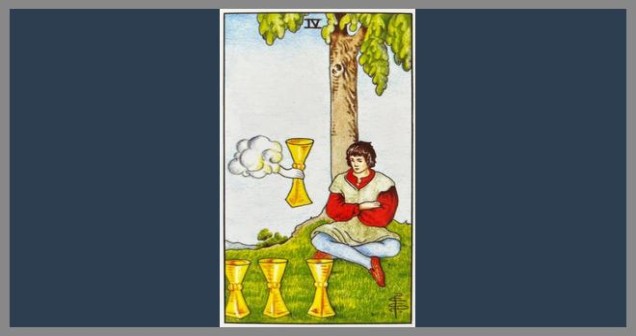 Kupa Dörtlüsü Tarot Aşk, Kariyer ve Para Anlamı