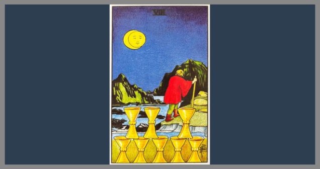 Kupa Sekizlisi Tarot Aşk, Kariyer ve Para Anlamı