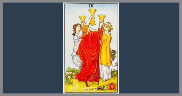Kupa Üçlüsü Tarot Aşk, Kariyer ve Para Anlamı